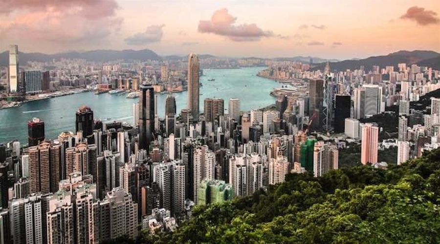 “AI+SaaS”黄金十年加速开启——金蝶国际（00268）的增长逻辑与产业启示